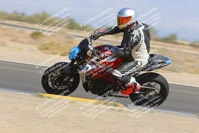 media/Oct-03-2022-Moto Forza (Mon) [[5f077a3730]]/Beginner Group/Session 3 (Turn 15 Inside)/